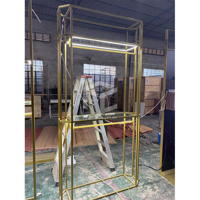 T4 Light Clothing Shop Display Furniture Electroplate 201 Stainless Steel Display Stand